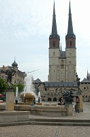  Looking at the back of the Market Church from the Hallmarkt (Halle Market).